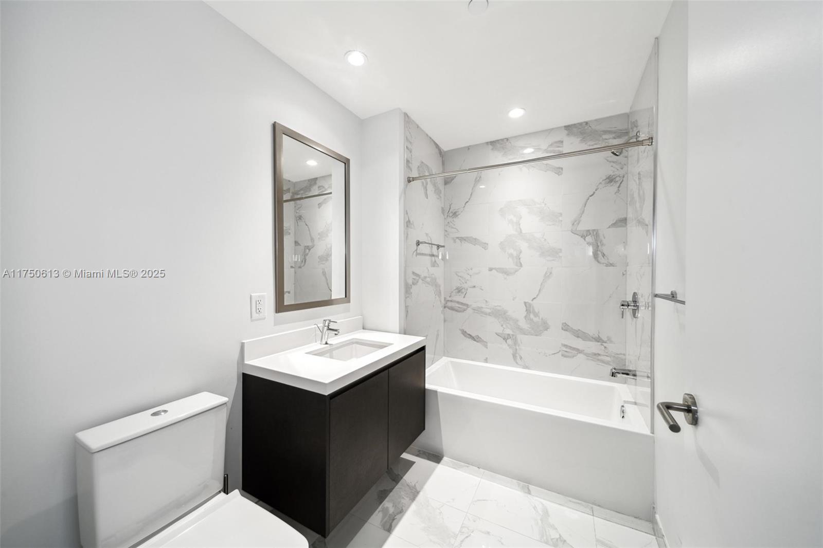 PARAMOUNT MIAMI WORLDCENT - Residential