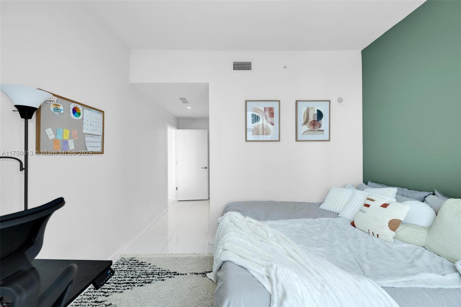 PARAMOUNT MIAMI WORLDCENT - Residential