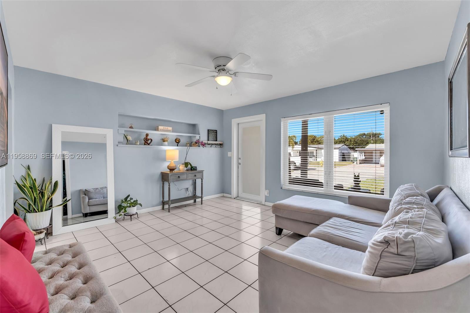 NORTH ANDREWS TERRACE FIR - Residential