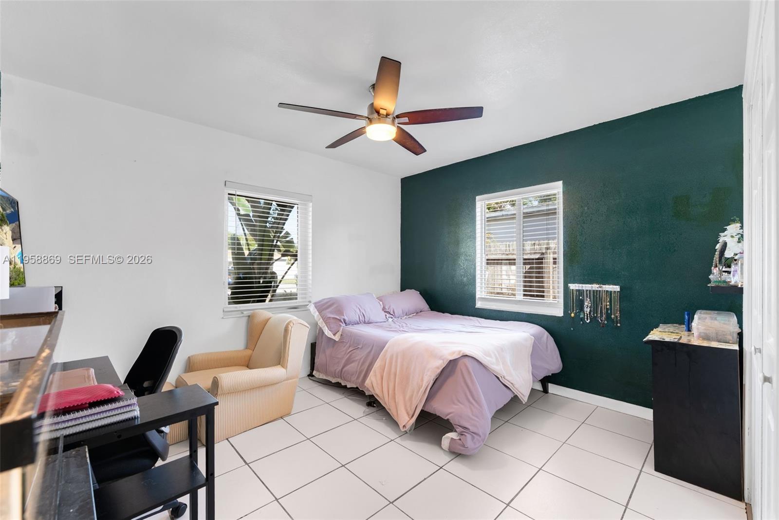 NORTH ANDREWS TERRACE FIR - Residential