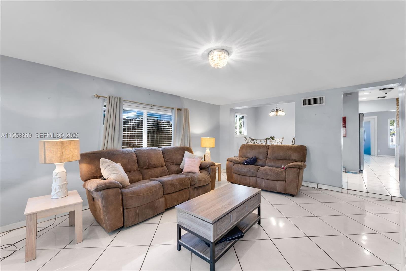 NORTH ANDREWS TERRACE FIR - Residential