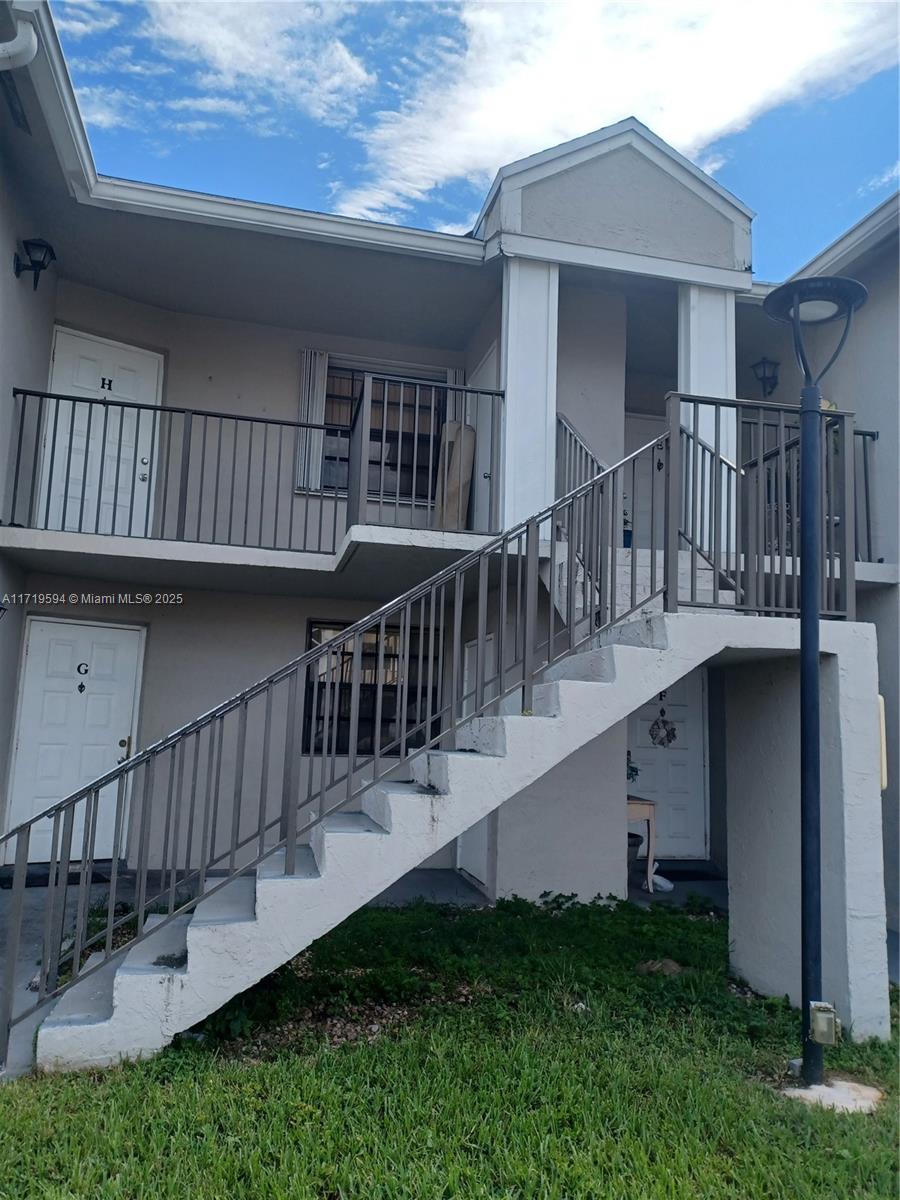 Property for Sale at 1201 N Liberty Ave 1201E, Homestead, Miami-Dade County, Florida - Bedrooms: 2 
Bathrooms: 2  - $205,900