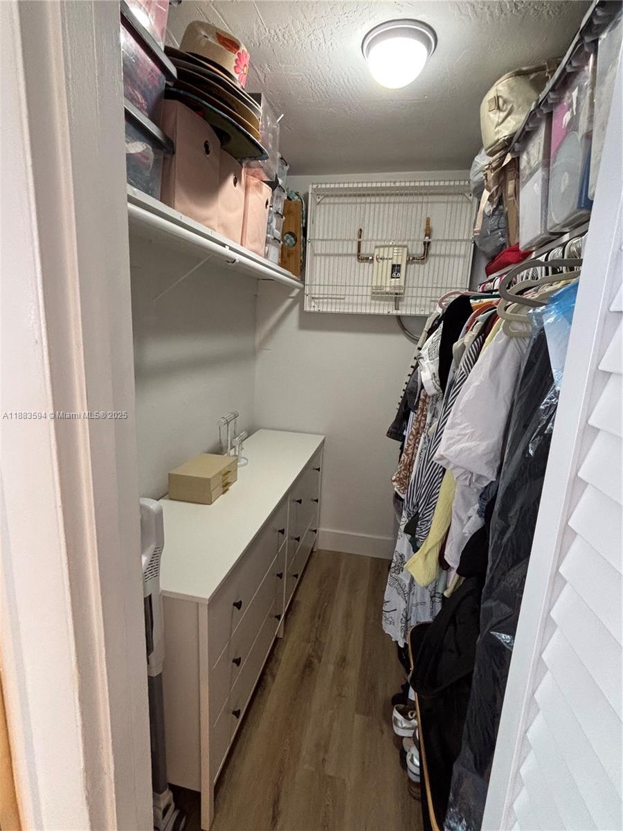 CORAL GABLES SEC L - Residential Lease