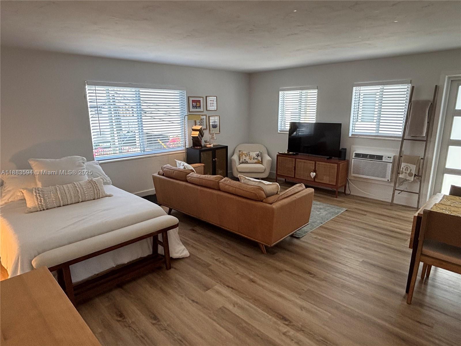 CORAL GABLES SEC L - Residential Lease