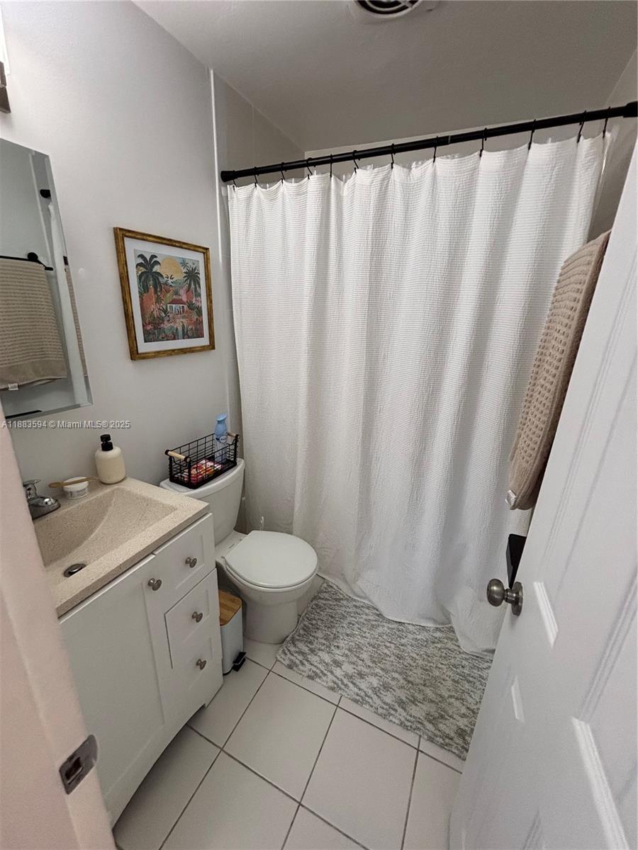 CORAL GABLES SEC L - Residential Lease