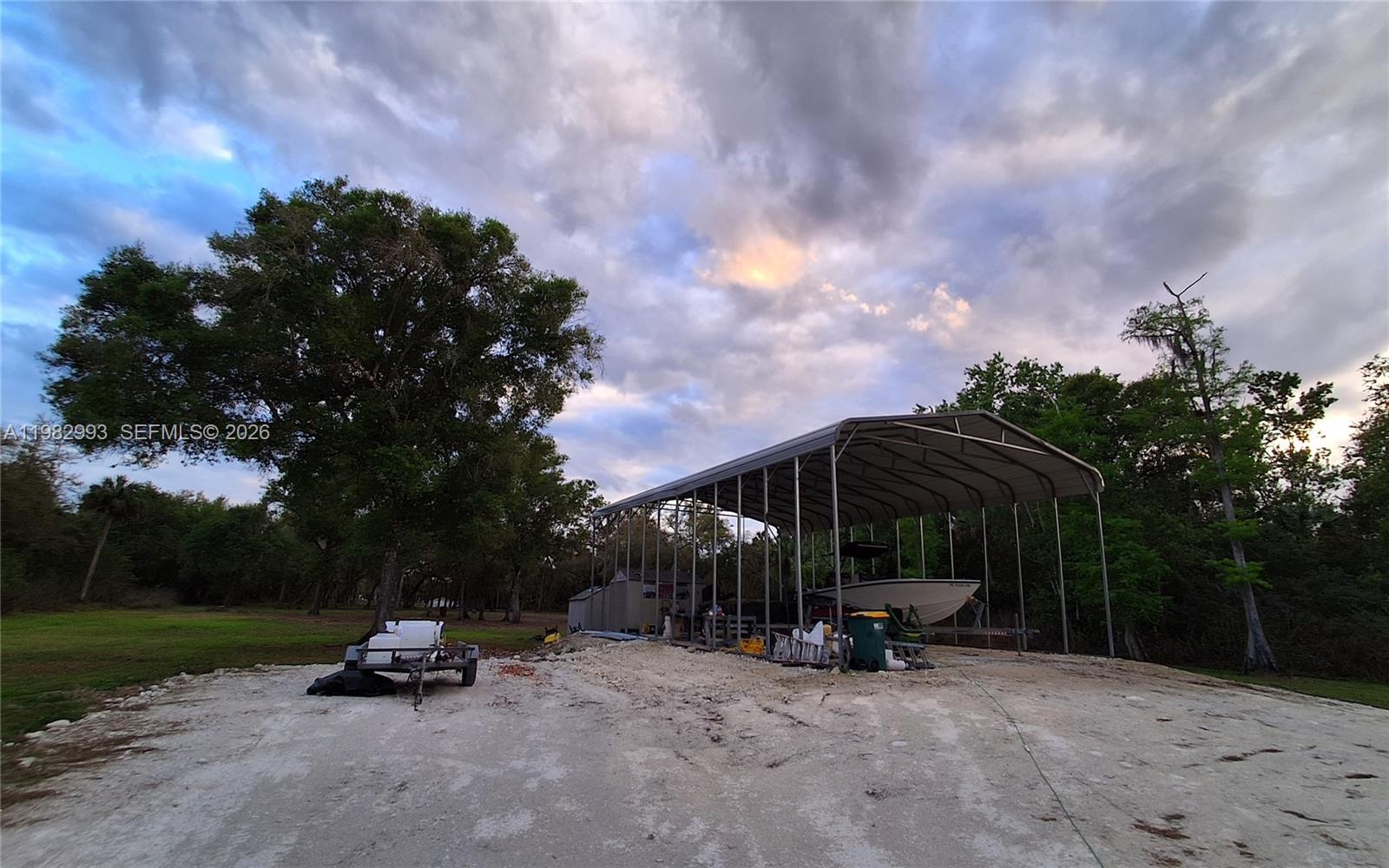 GOLDEN GATE EST - Residential