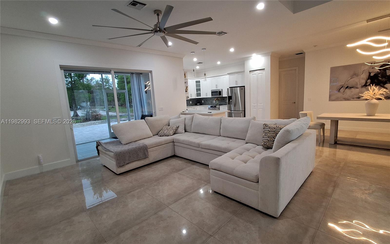 GOLDEN GATE EST - Residential