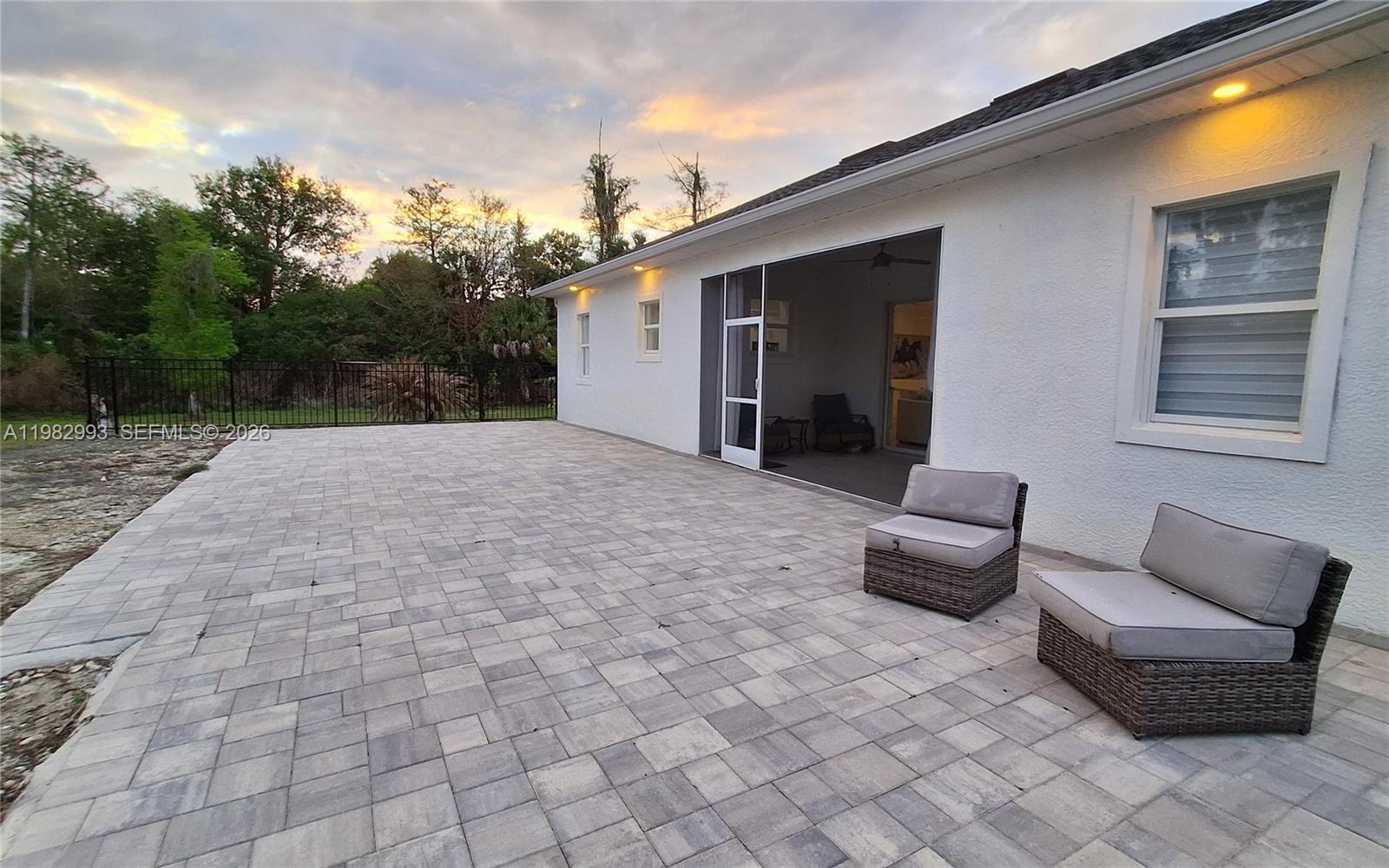 GOLDEN GATE EST - Residential