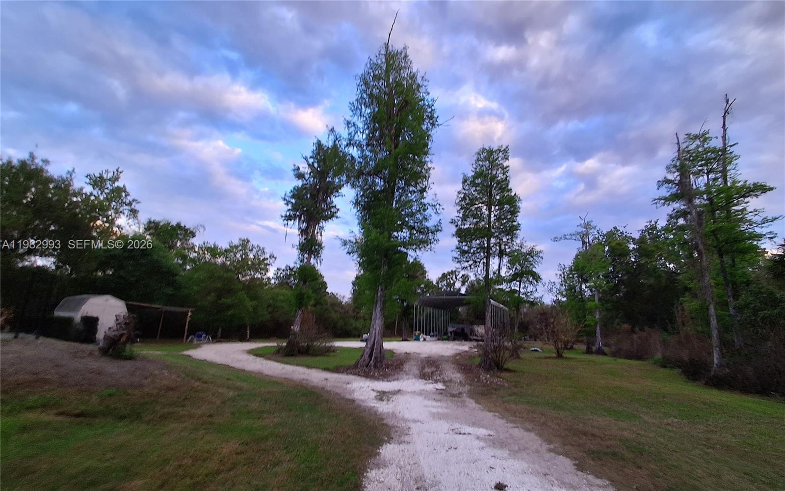 GOLDEN GATE EST - Residential