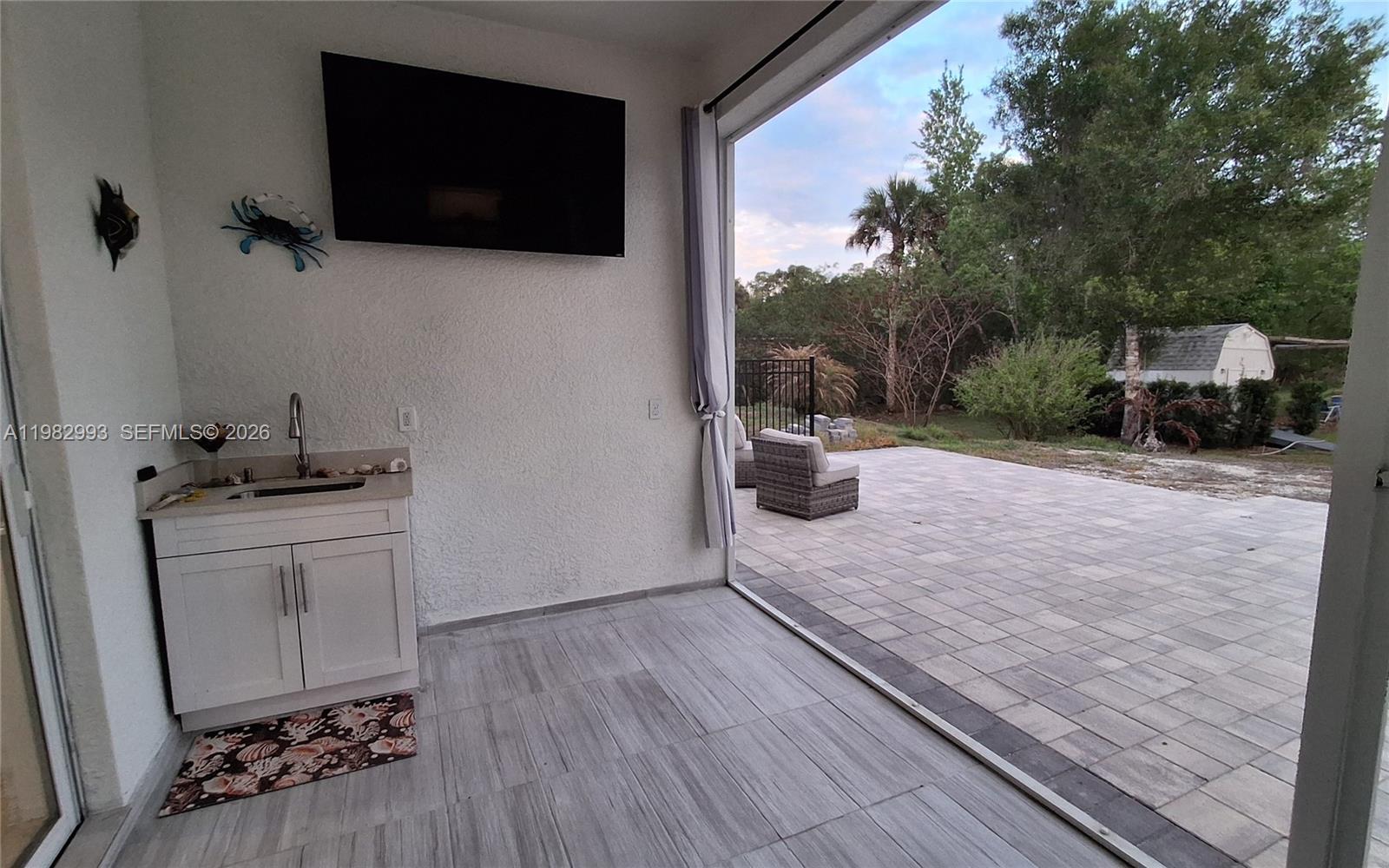 GOLDEN GATE EST - Residential