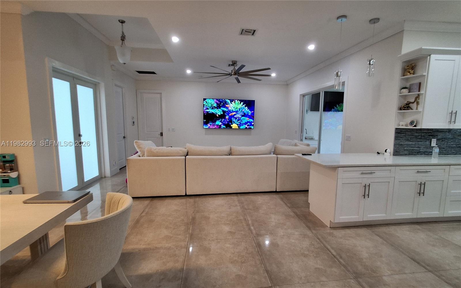 GOLDEN GATE EST - Residential