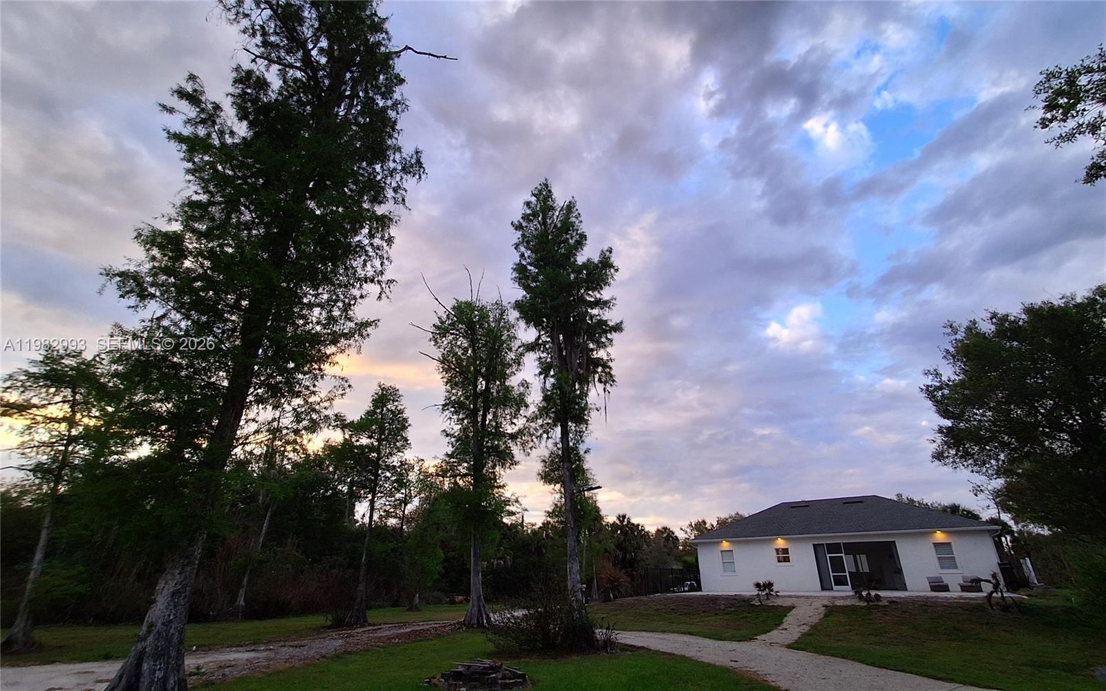 GOLDEN GATE EST - Residential