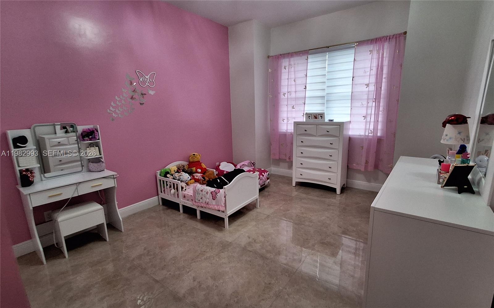 GOLDEN GATE EST - Residential