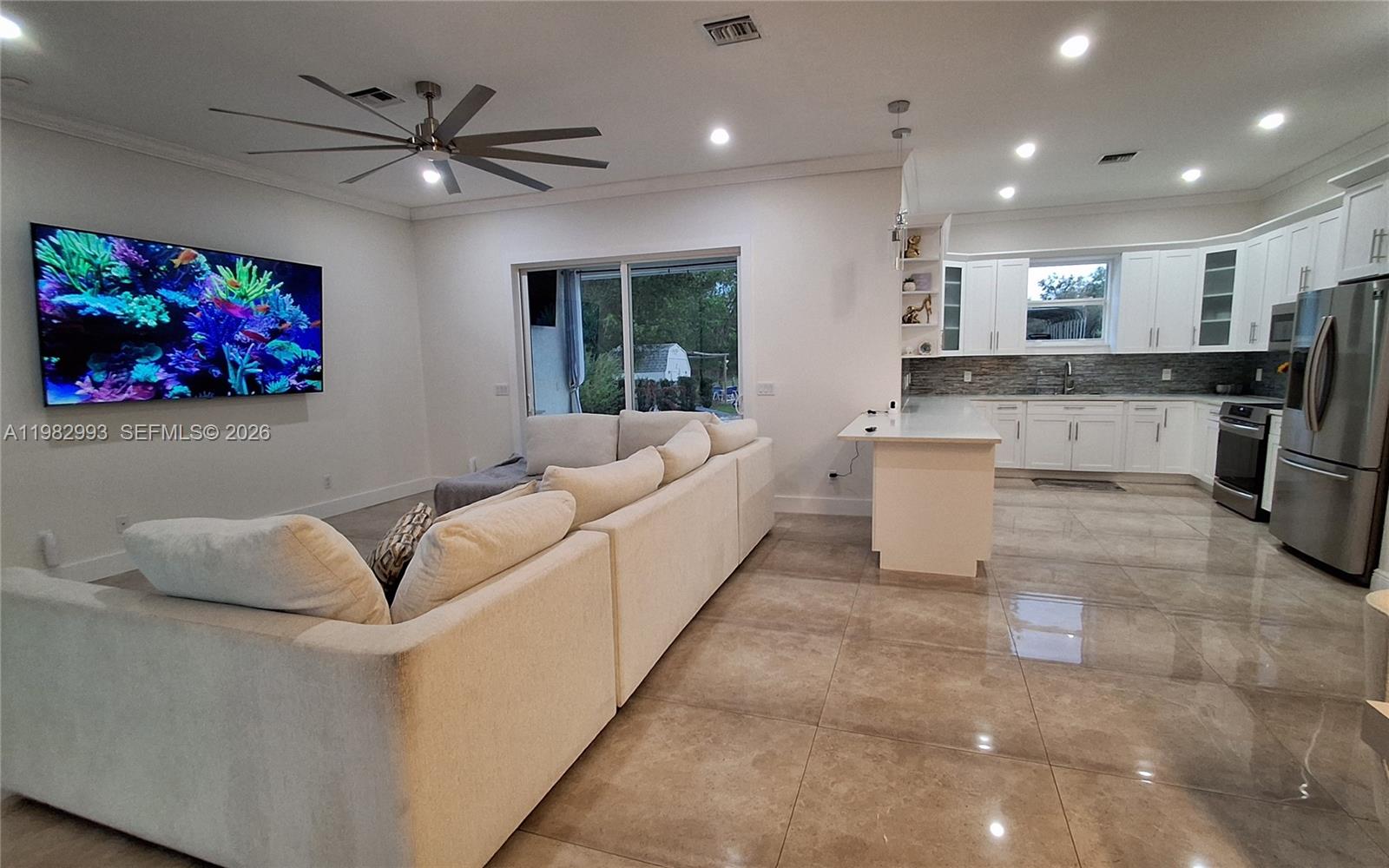 GOLDEN GATE EST - Residential