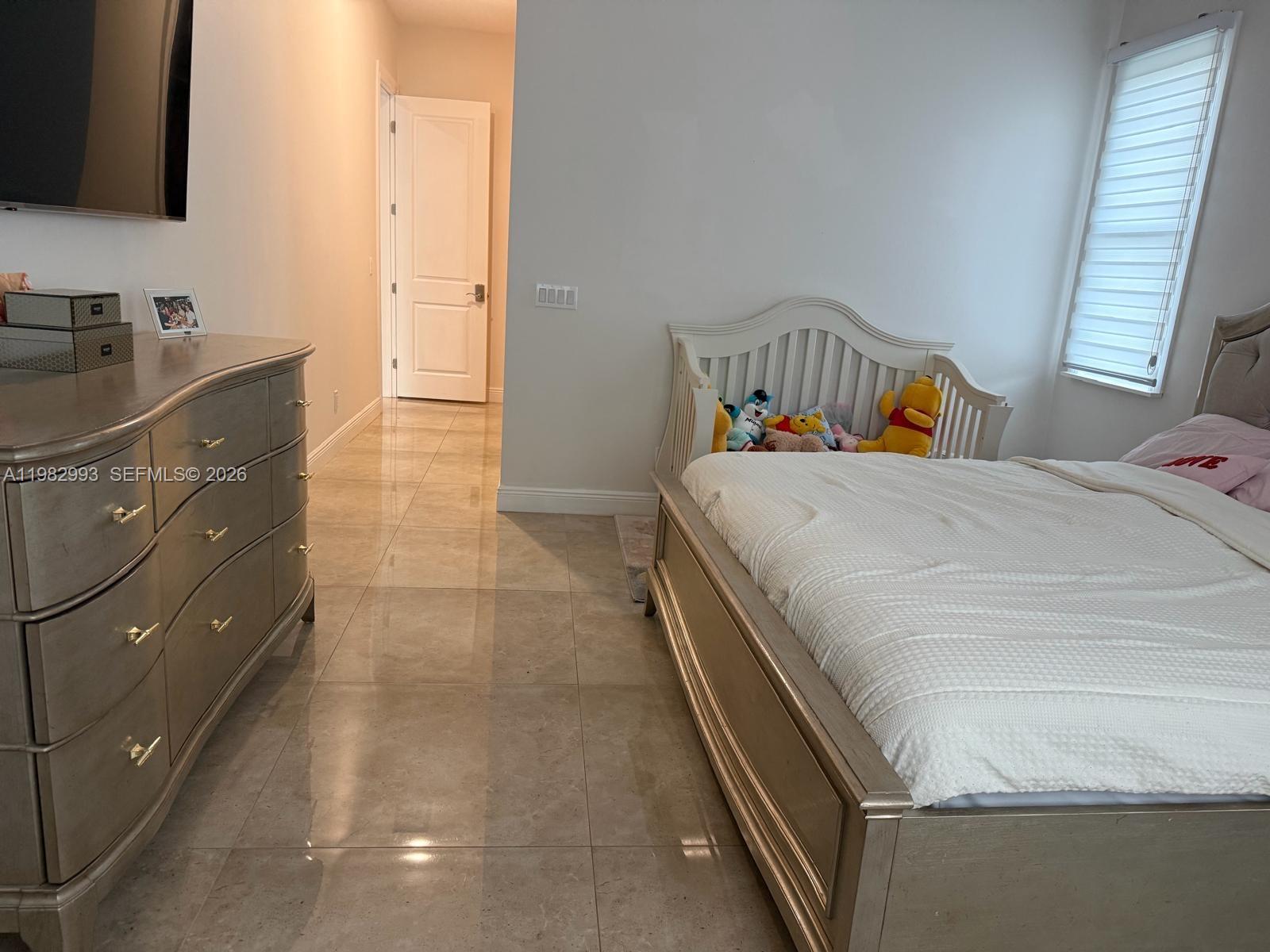 GOLDEN GATE EST - Residential