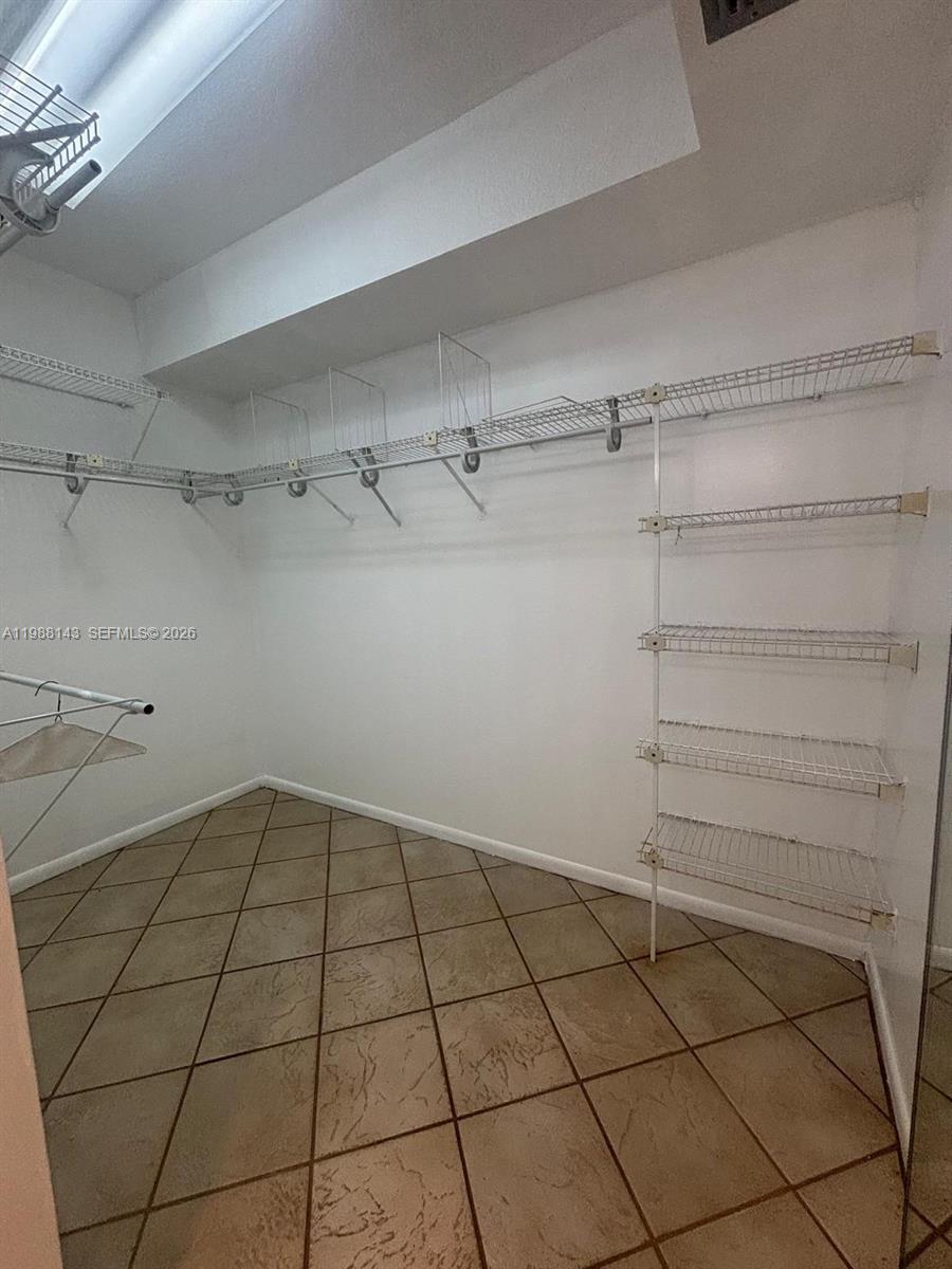 BUCKINGHAM EAST AT CENTUR - Residential Lease