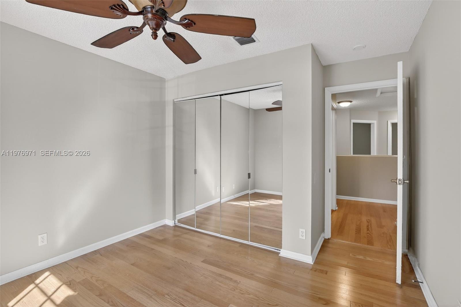 BANYAN OAKRIDGE - Residential