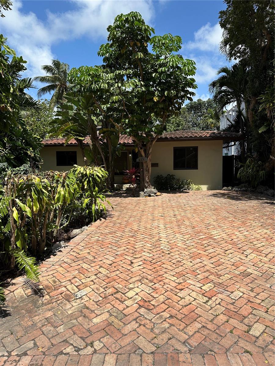 Property for Sale at 4131 Malaga Ave, Miami, Broward County, Florida - Bedrooms: 3 
Bathrooms: 2  - $1,395,000