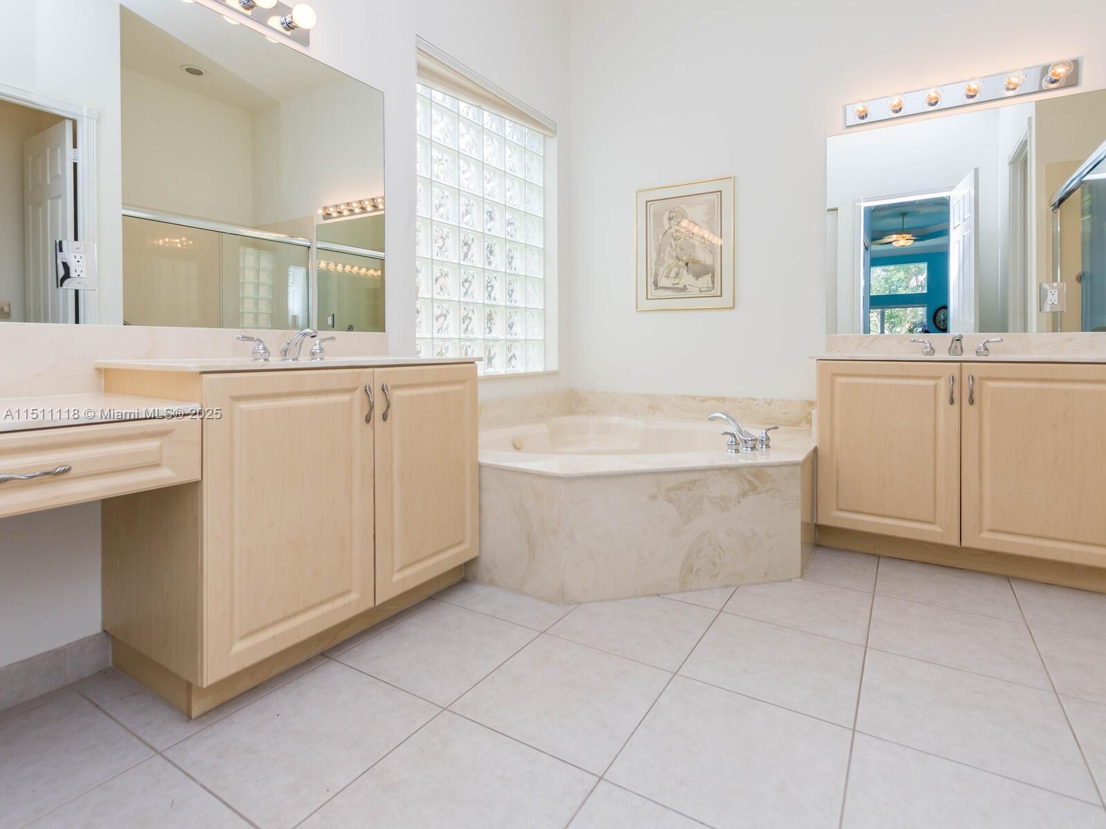 VALENCIA POINTE - Residential