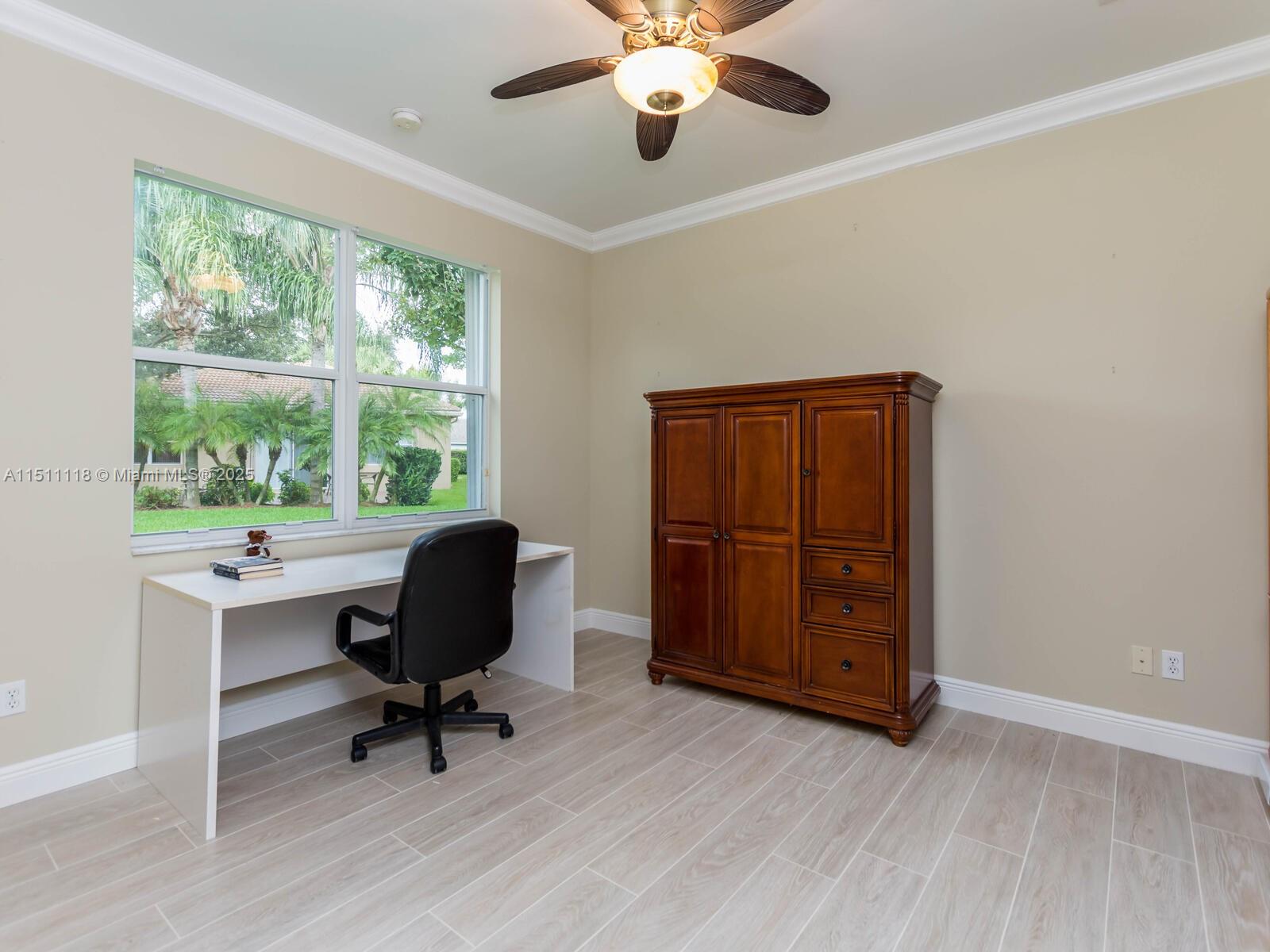 VALENCIA POINTE - Residential