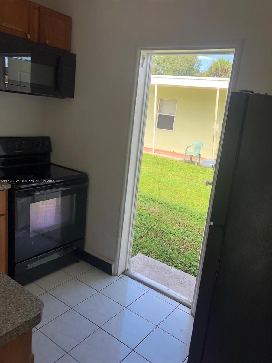 414 NW 15th Way