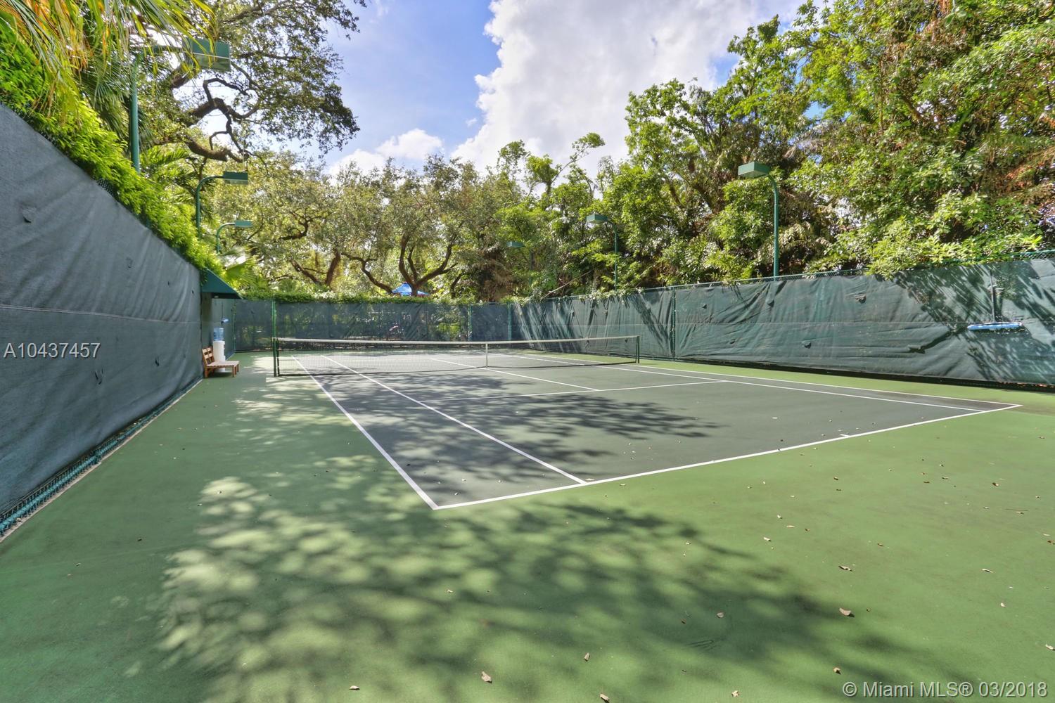 GROVENOR HOUSE CONDO - Residential