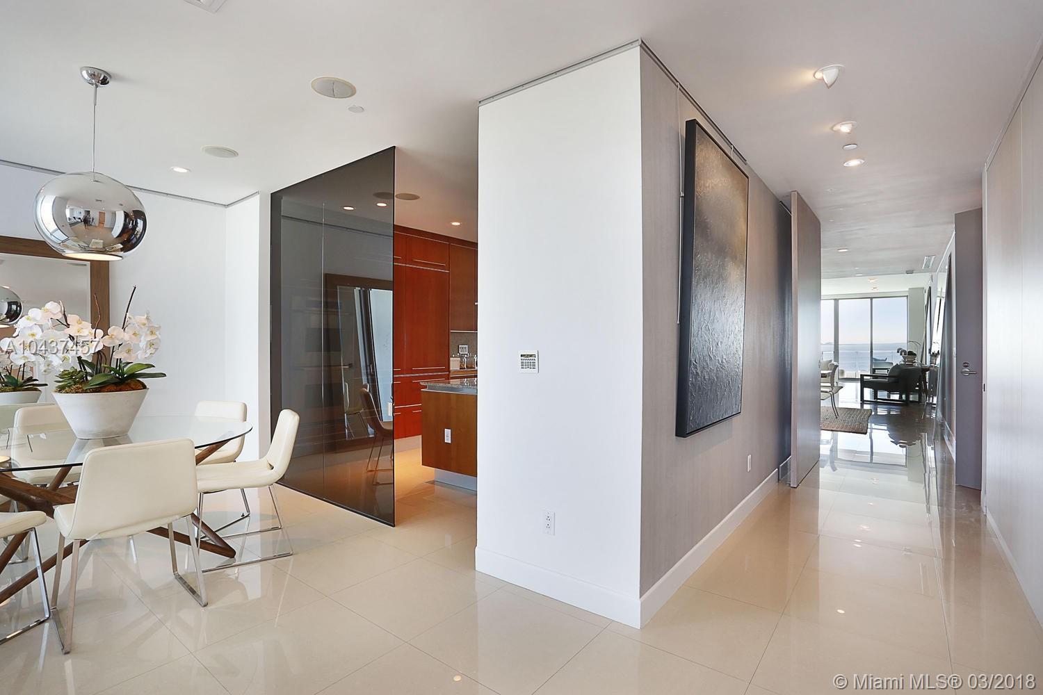 GROVENOR HOUSE CONDO - Residential