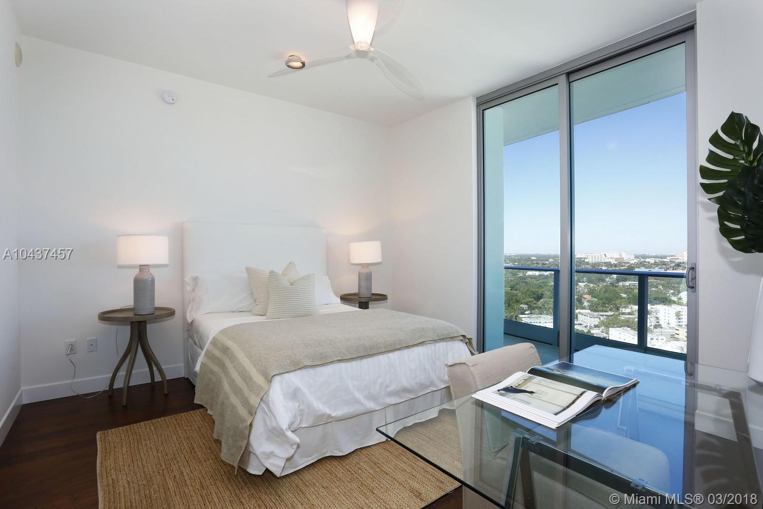 GROVENOR HOUSE CONDO - Residential