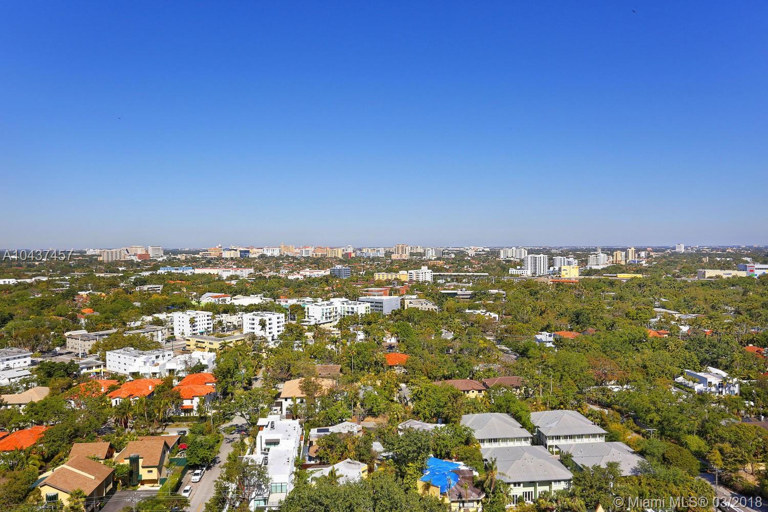 GROVENOR HOUSE CONDO - Residential