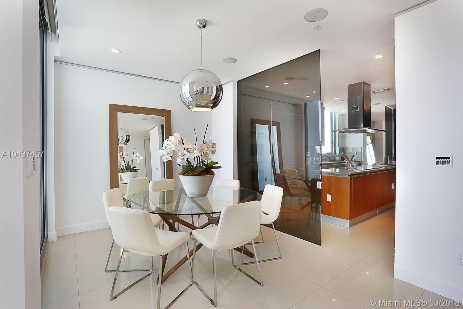 GROVENOR HOUSE CONDO - Residential