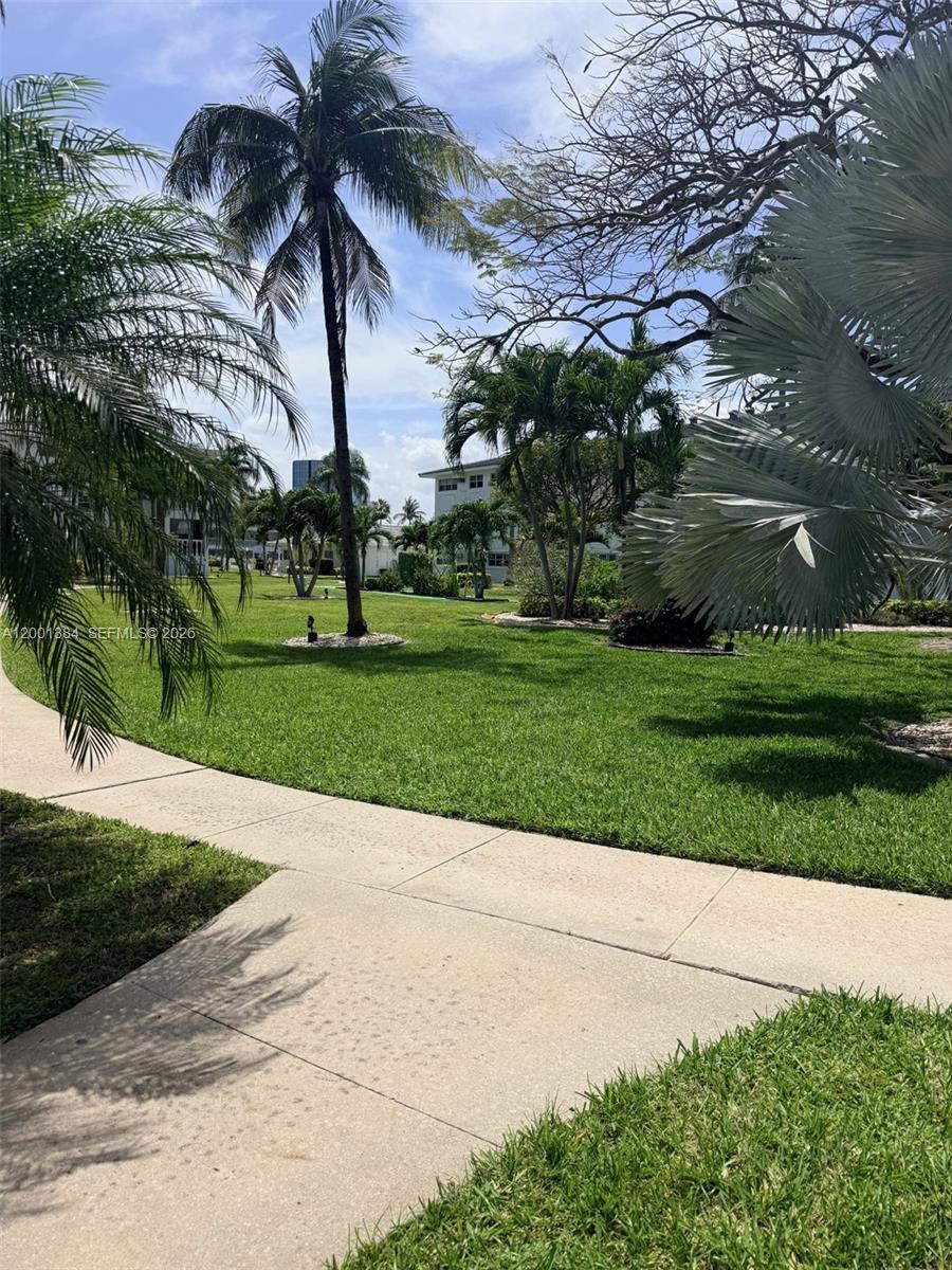 MAYBURY MANSIONS CONDO - Residential Lease