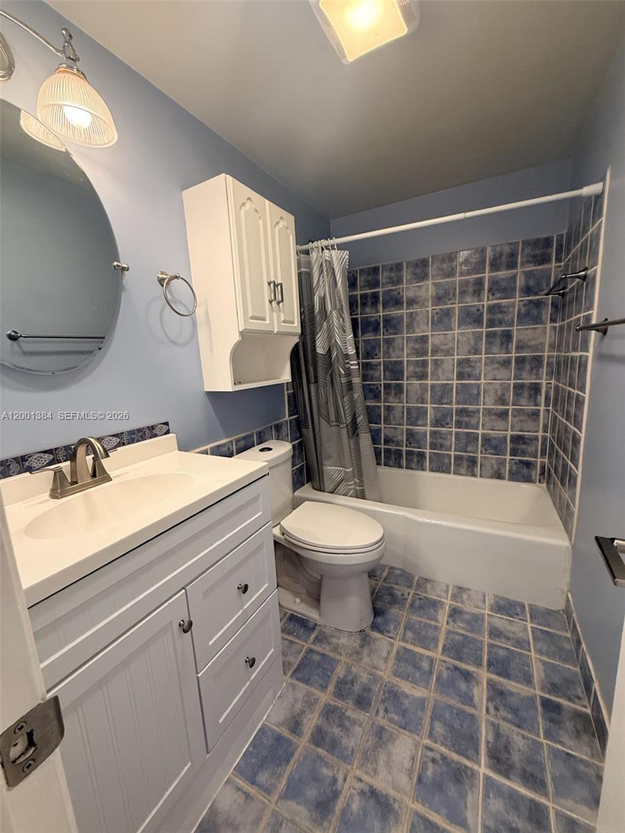 MAYBURY MANSIONS CONDO - Residential Lease