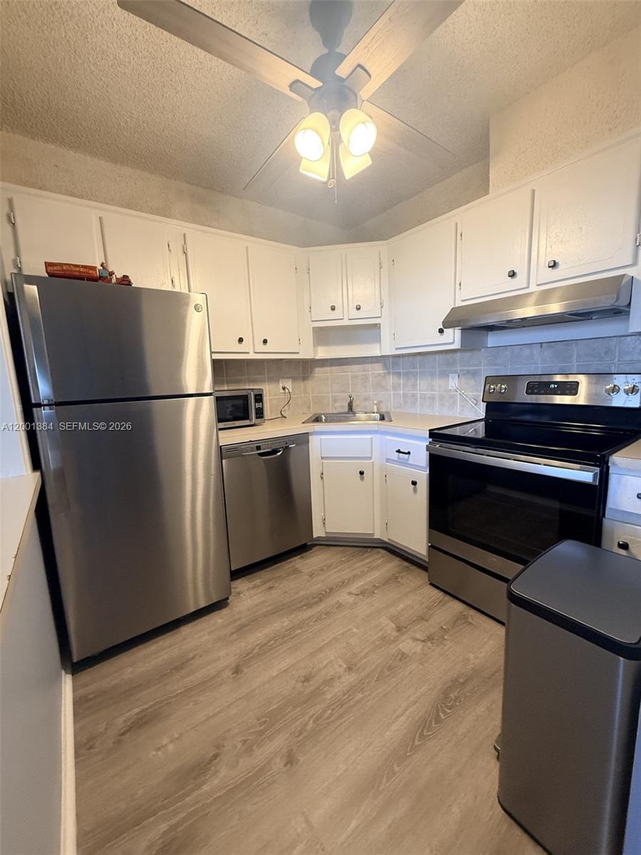 MAYBURY MANSIONS CONDO - Residential Lease