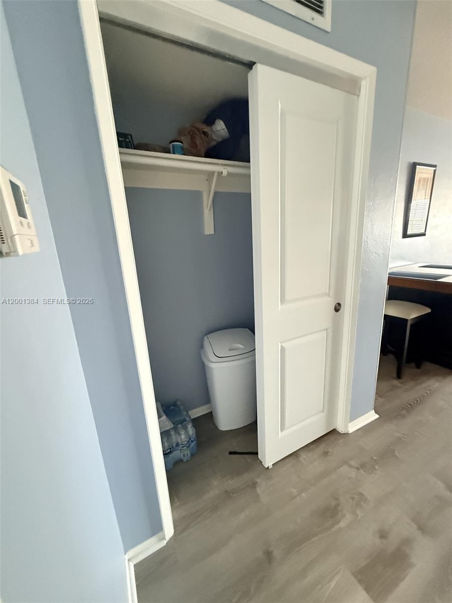 MAYBURY MANSIONS CONDO - Residential Lease