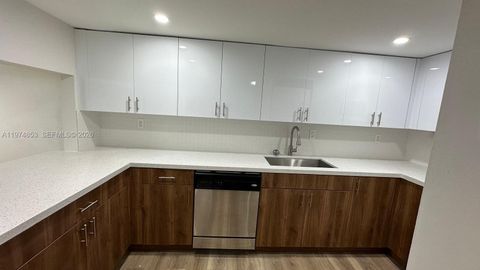 10000 NW 80th Ct 2364 Hialeah Gardens FL 33016