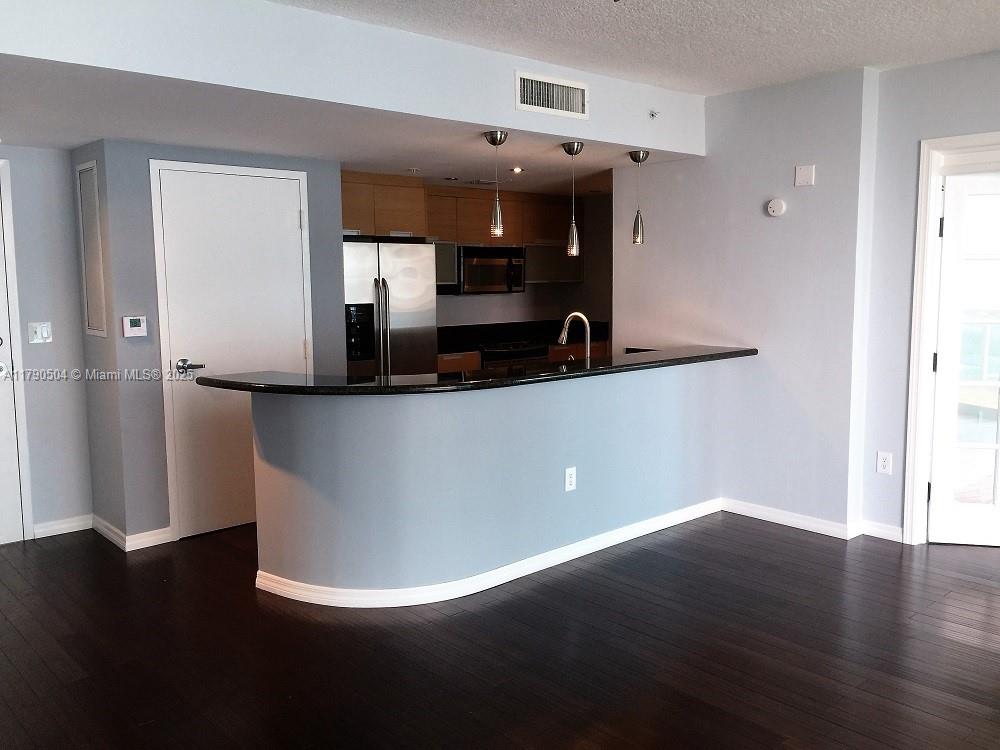 THE BRIDGEWATER CONDO - Residential Lease