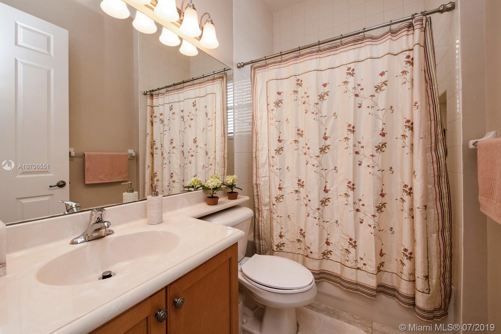 SUNSET FALLS PLAT 1 - Residential