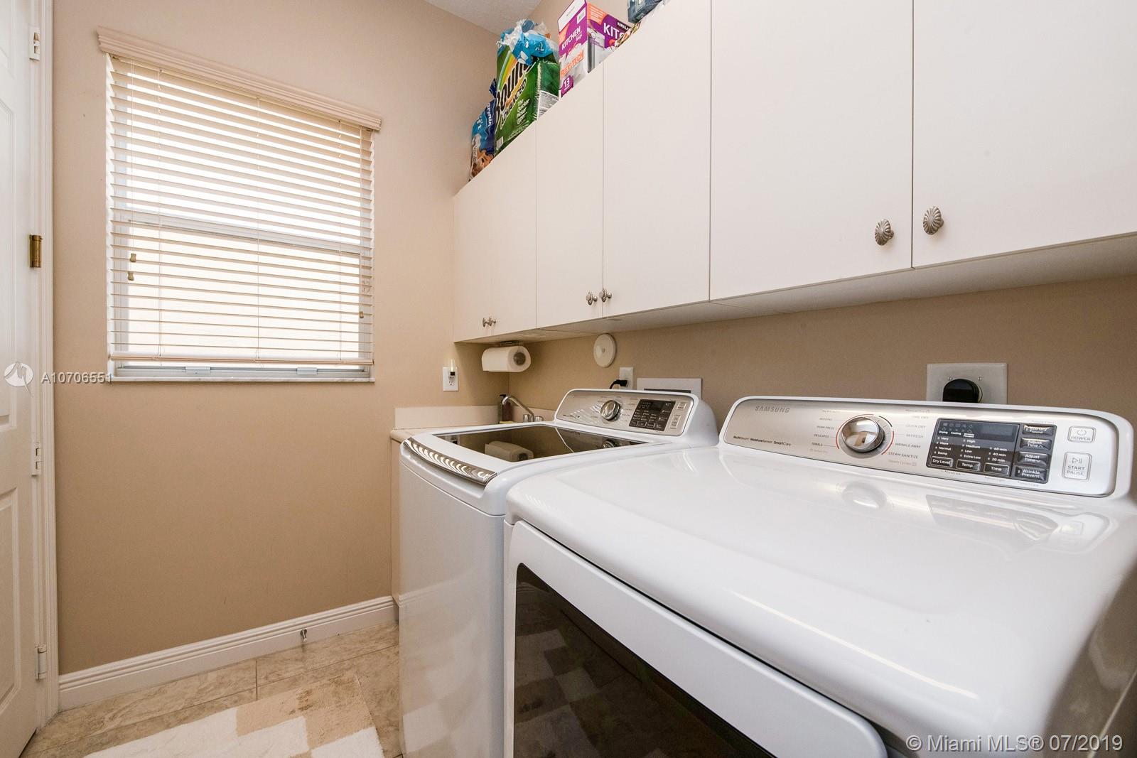 SUNSET FALLS PLAT 1 - Residential