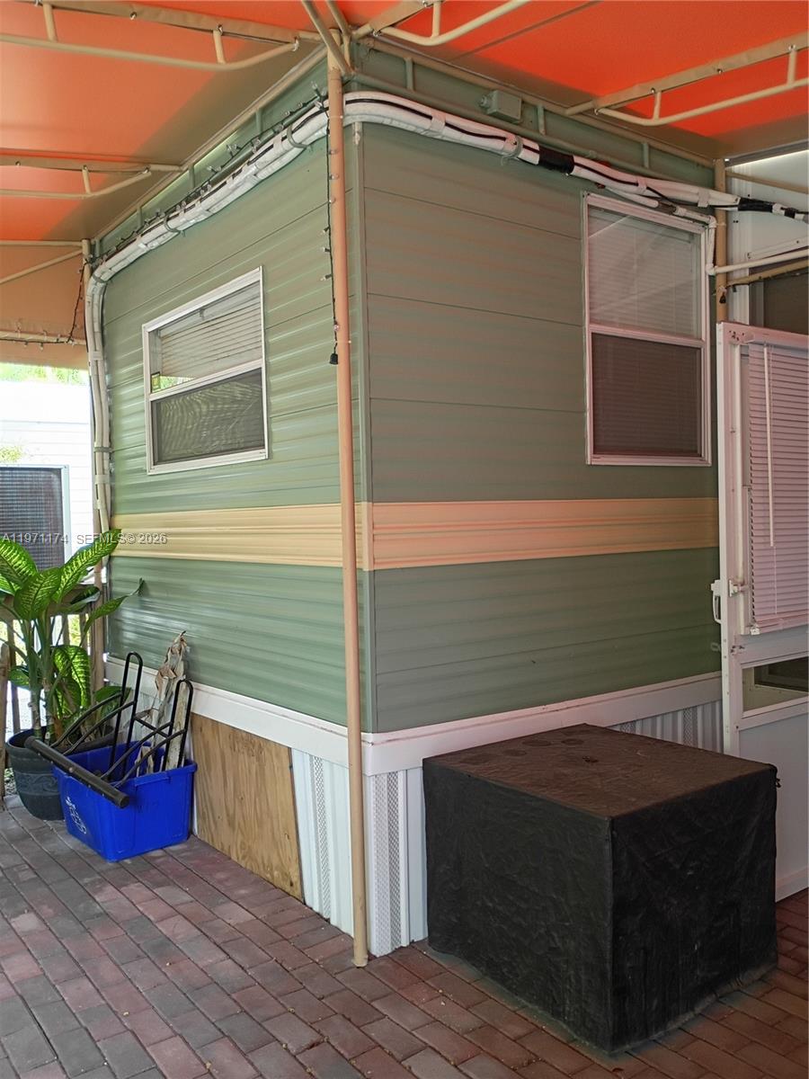 Key Largo Kampground - Residential