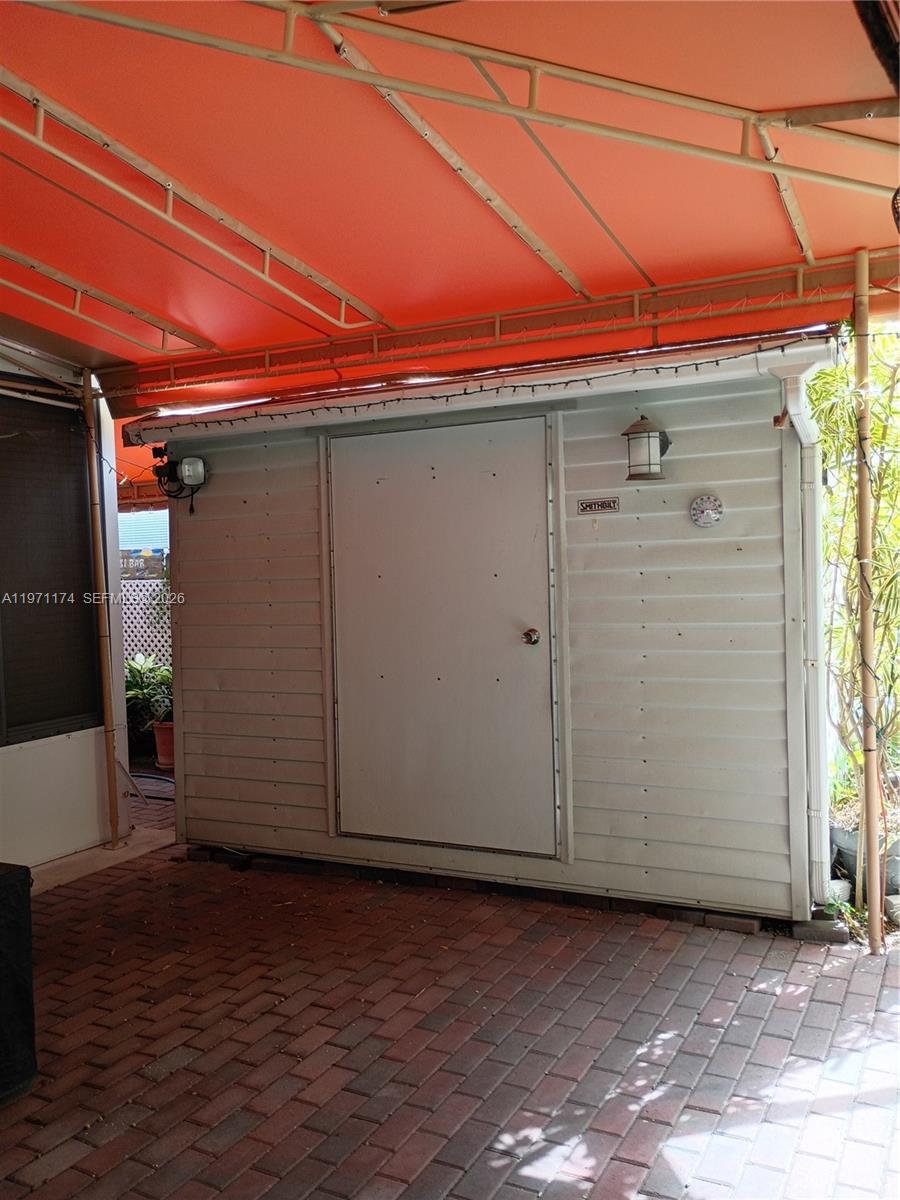 Key Largo Kampground - Residential