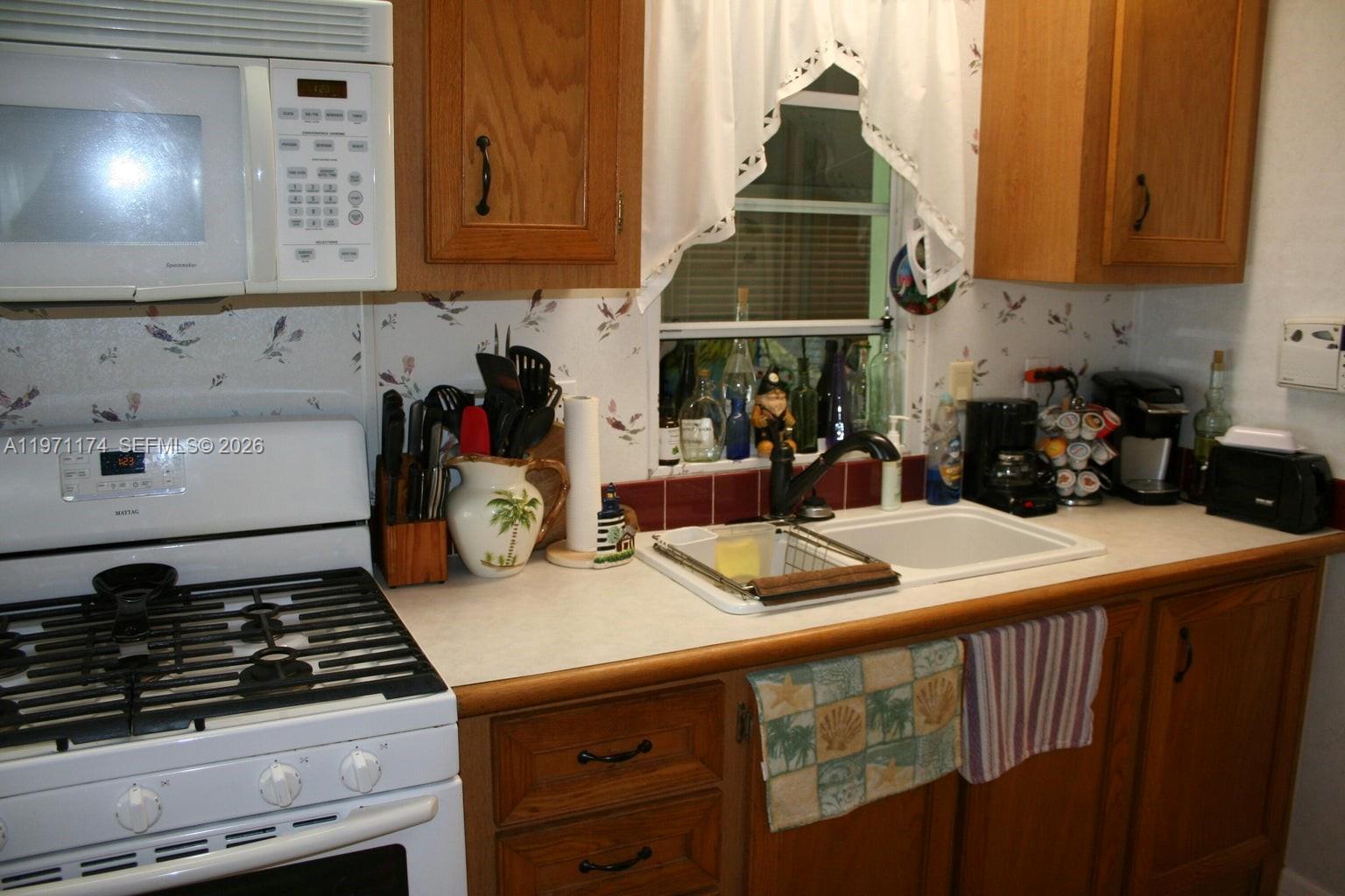 Key Largo Kampground - Residential