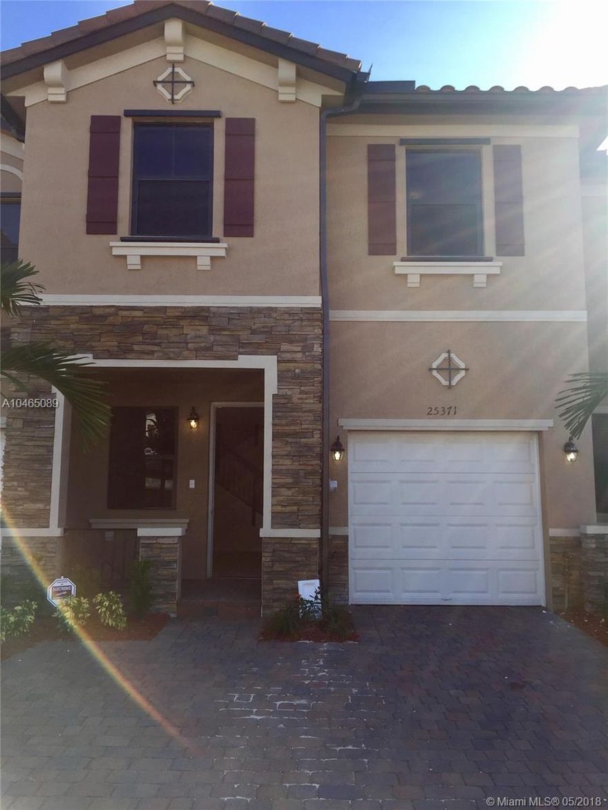 ENJOY THIS BEAUTIFUL HOME IN ARTESA COMMUNITY. GORGEOUS UNIT AT A PRIVATE COMMUNITY, WITH BEAUTIFULL UP-GRADES IN THE HOME, GRANITE COUNTER TOPS, STAINLESS STEEL APPLIANCES, COMPLETE PAVER FLOOR ON THE PATIO, WOOD AND FORGED STEEL STAIR RAIL. LAUNDRY ROOM ON SECOND FLOOR. SHOPPING MALLS, SUPERMARKETS, FIRE STATION, SCHOOLS AROUND THE COMMUNITY.