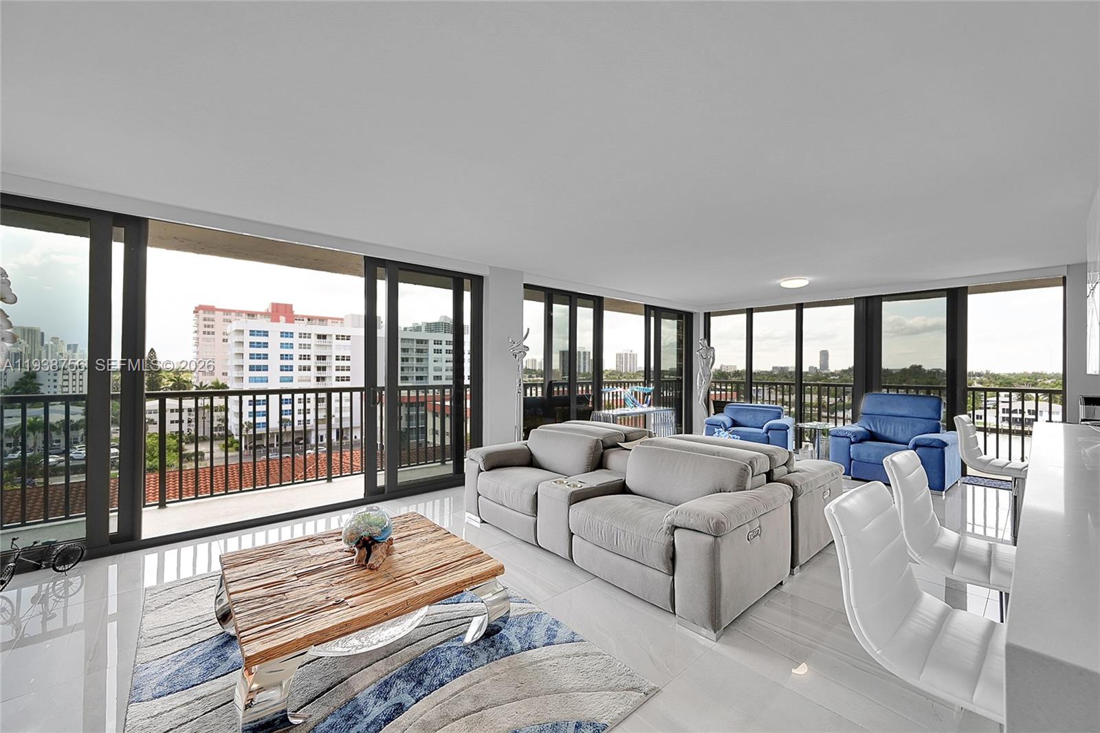 AVANT GARDE CONDO - Residential