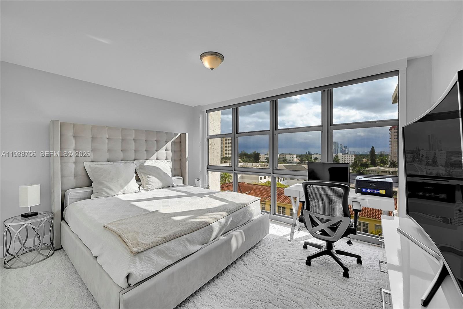 AVANT GARDE CONDO - Residential