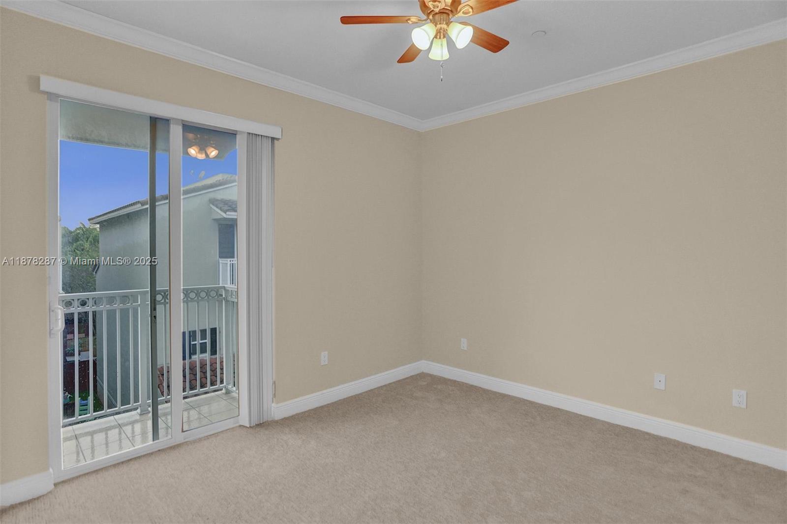 CROISSANT PARK - Residential Lease