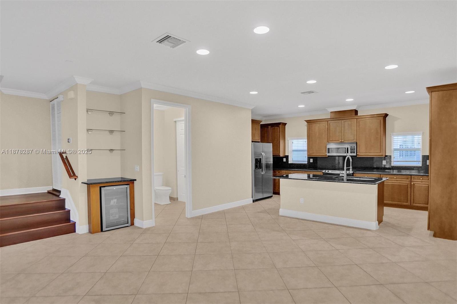 CROISSANT PARK - Residential Lease