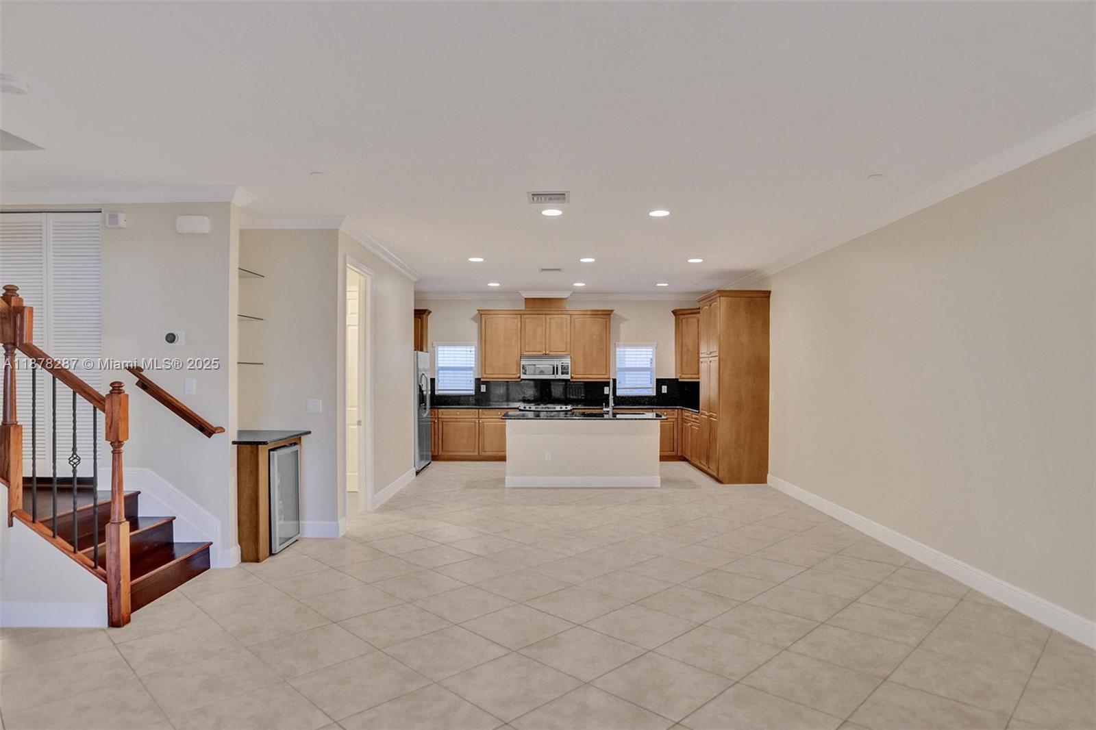 CROISSANT PARK - Residential Lease