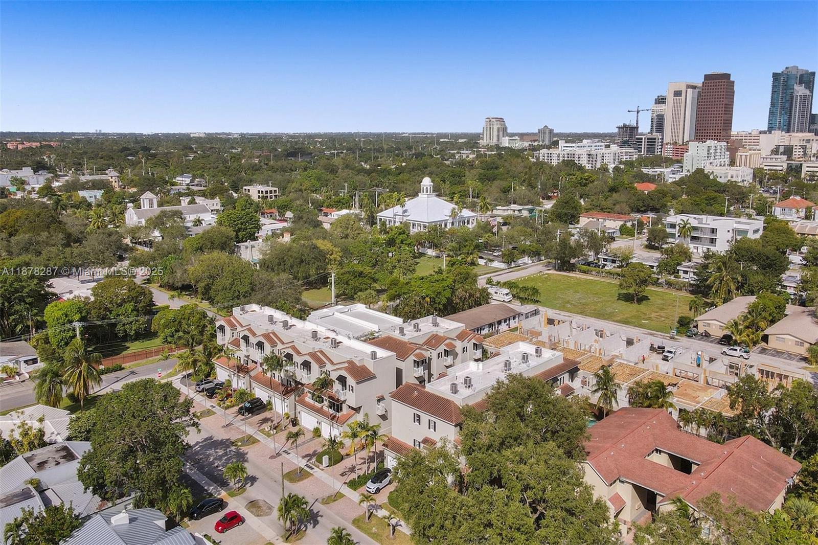 CROISSANT PARK - Residential Lease