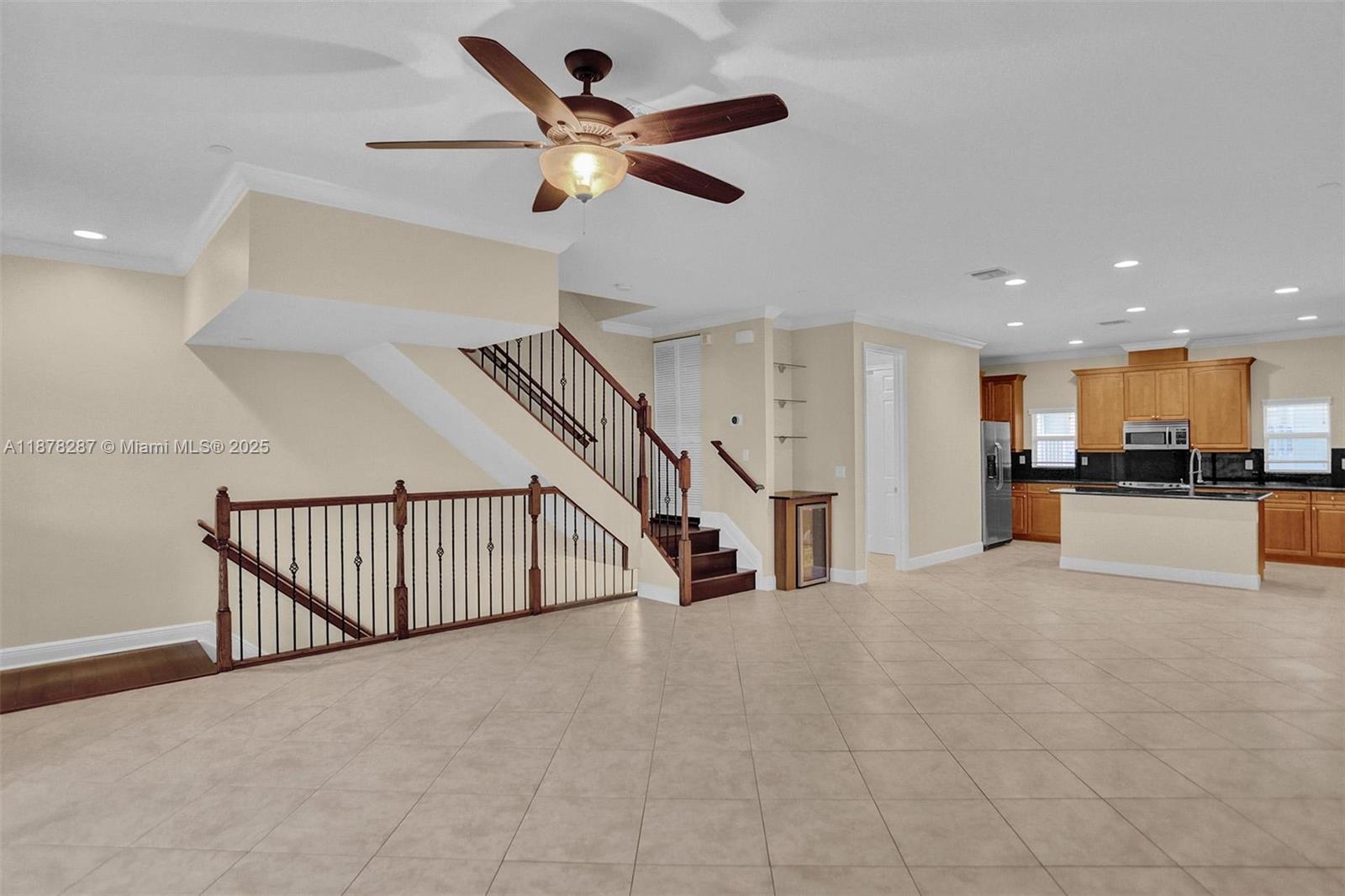 CROISSANT PARK - Residential Lease