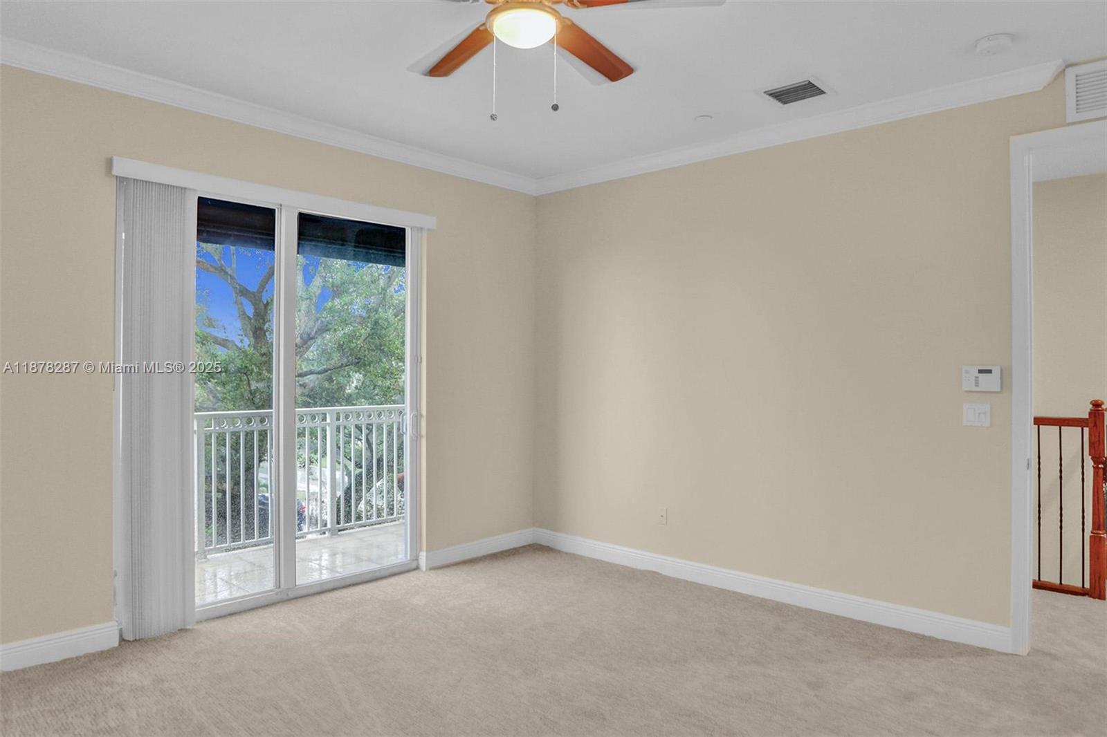 CROISSANT PARK - Residential Lease